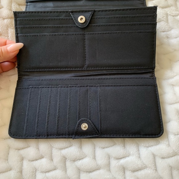 ✅SOLD✅ Reaction kenneth cole black wallet - Picture 4 of 7